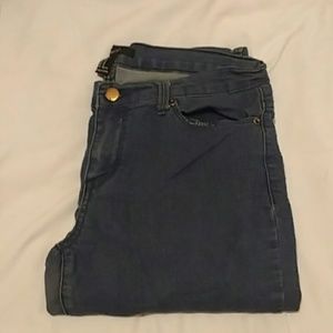 🌺 Forever 21 Jeans